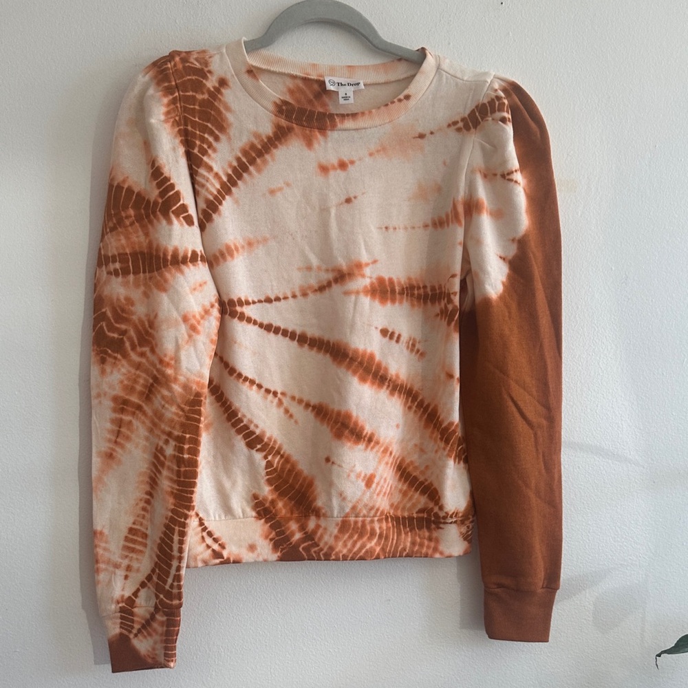 Tie-Dye Crew Neck Sweater in Cream and Brown